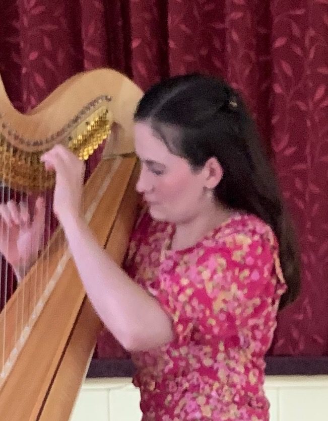 Harpist Anwen Mai Thomas visits the West Midlands Branch